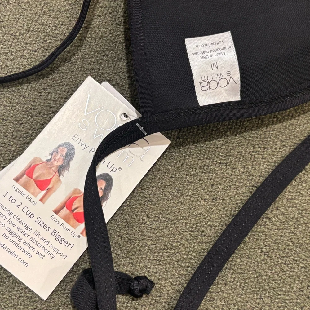 Black Triangle Bikini Top - Picture 3 of 8